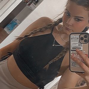 Meet your Posher, Tara